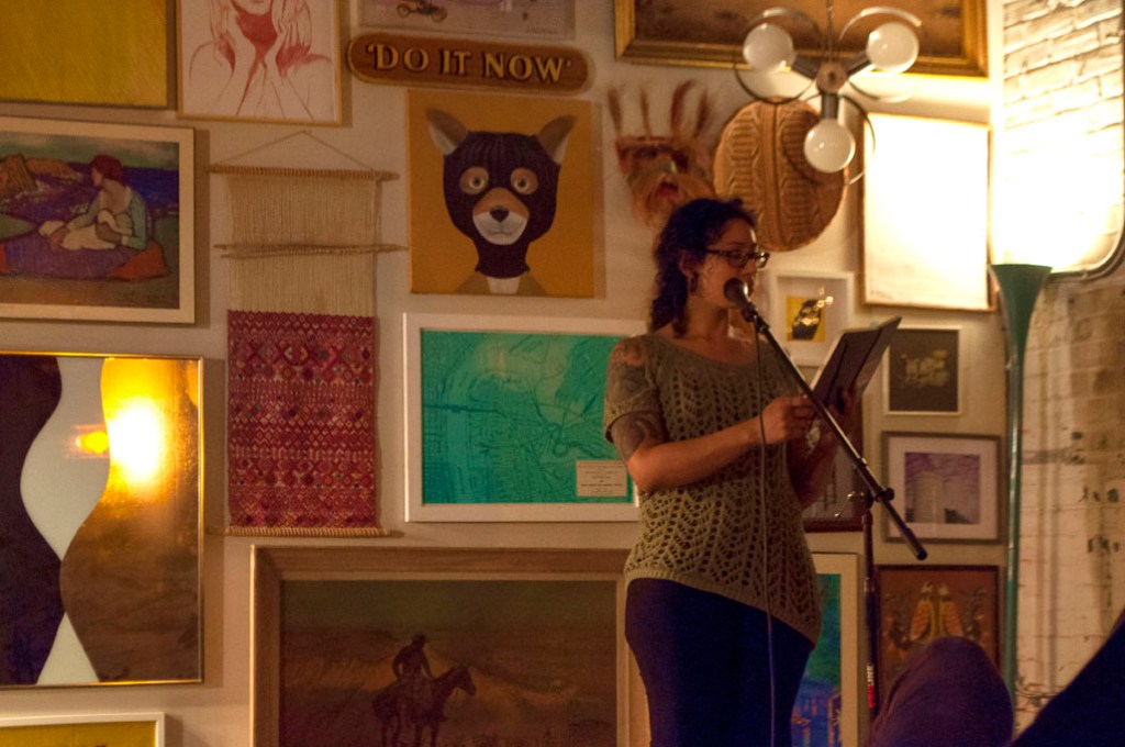 Comedian Christina Anthony performing in Como se Dice